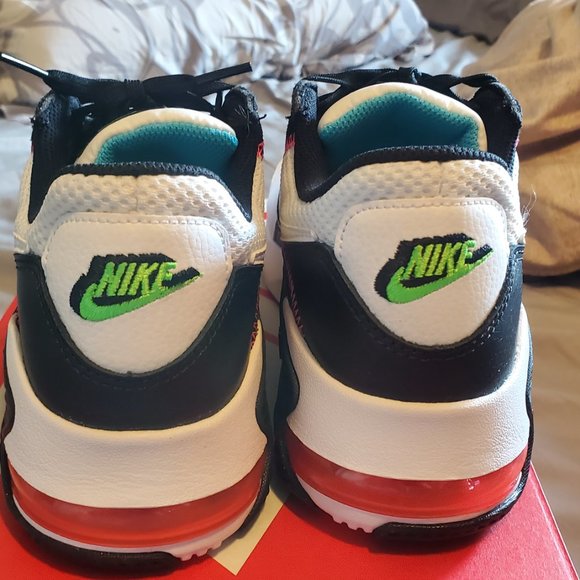 Nike women Air Max Excee 7.5 - Picture 2 of 7